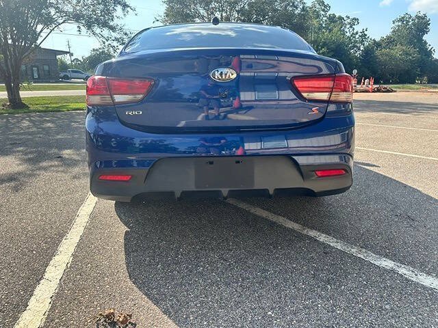 Used 2019 Kia Rio S FWD image 7