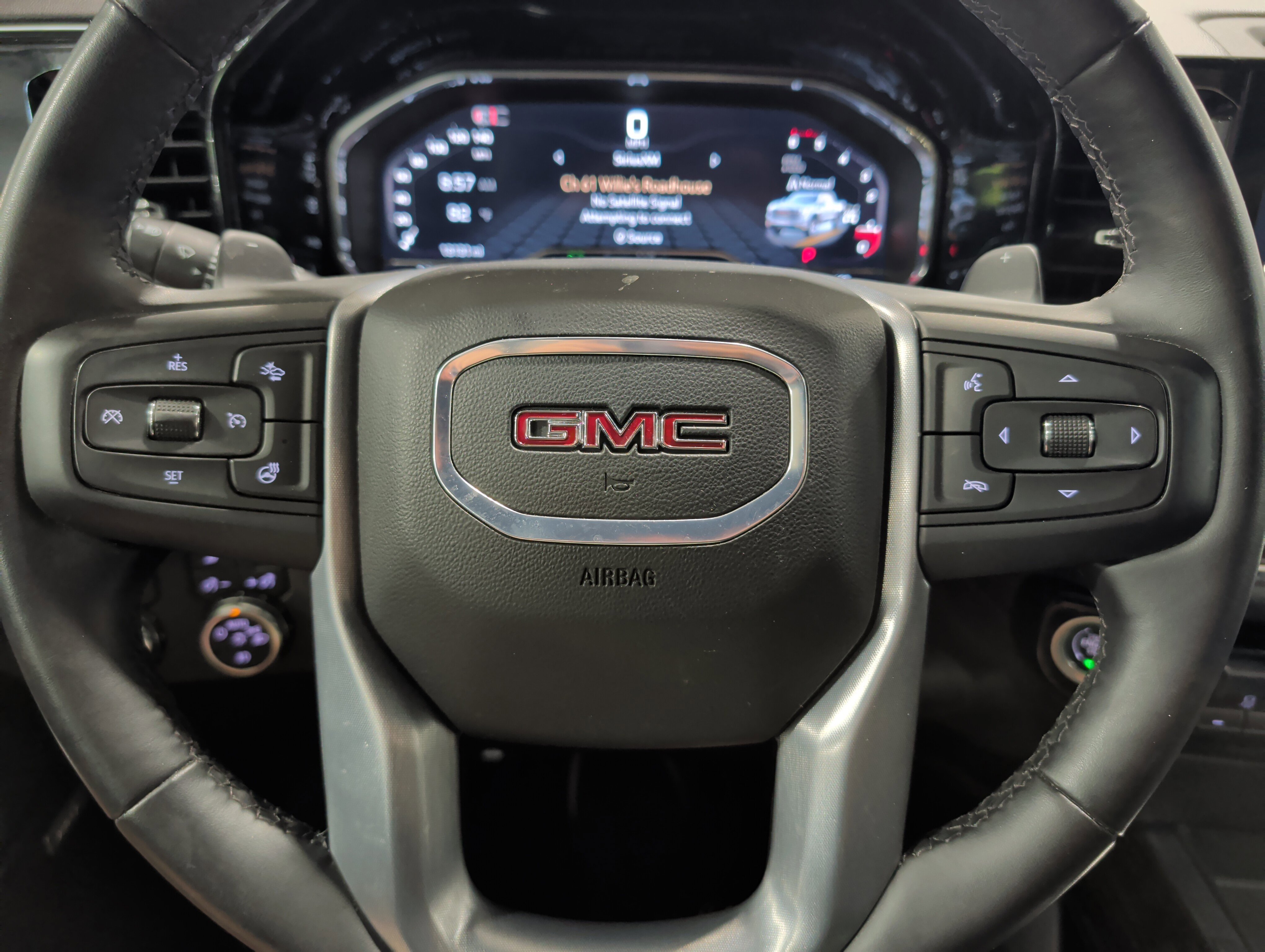 Used 2024 GMC Sierra 1500 Elevation w/ Elevation Premium Package AWD/4WD image 10