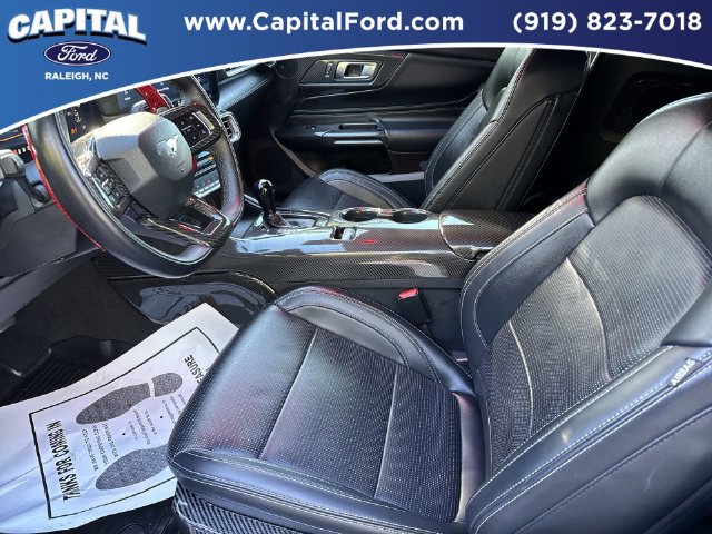 Used 2025 Ford Mustang GT Premium RWD image 18
