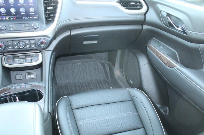 Certified 2022 GMC Acadia Denali w/ Denali Ultimate Package image 17