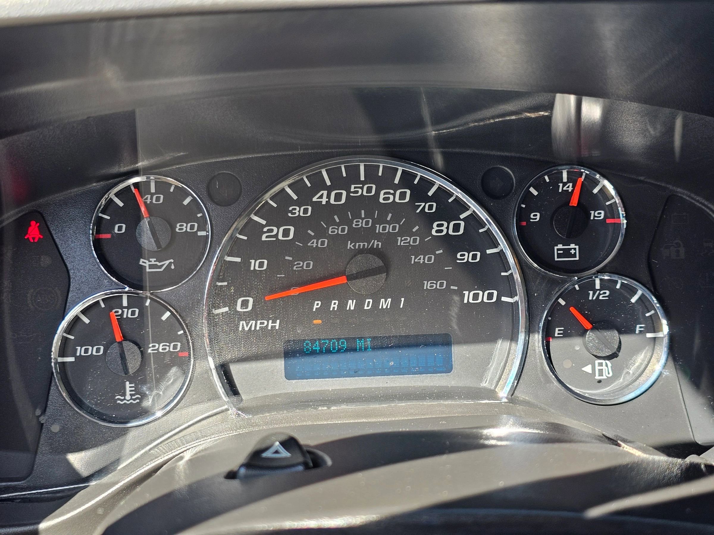 Used 2018 Chevrolet Express 3500 Extended w/ Driver Convenience Package image 10