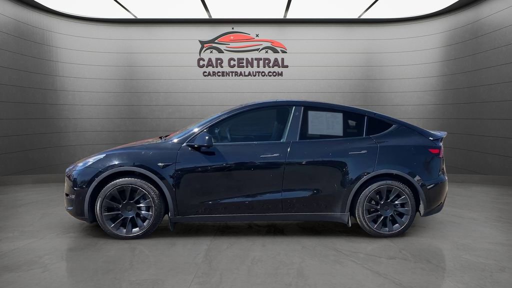 Used 2021 Tesla Model Y Long Range image 2
