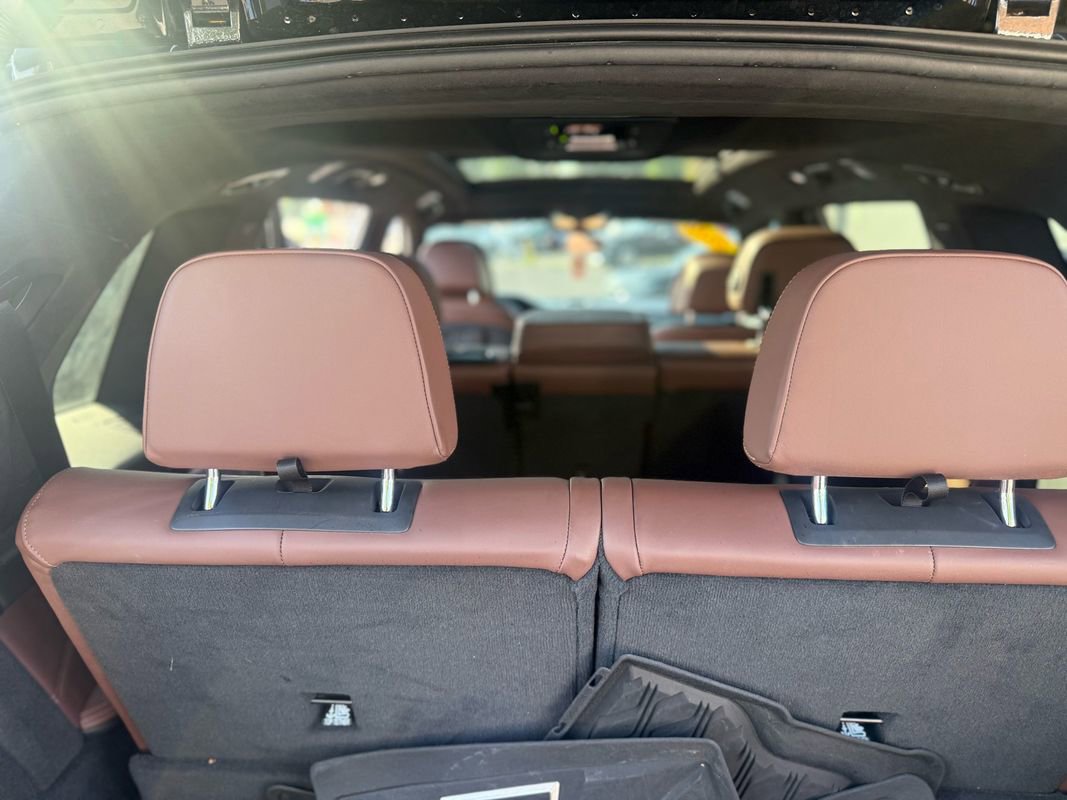Used 2019 BMW X7 xDrive50i w/ M Sport Package AWD/4WD image 36