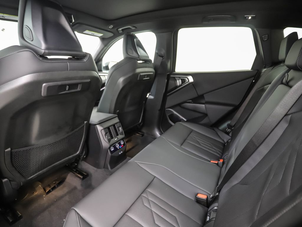 Used 2026 BMW X3 xDrive30 w/ Premium Package image 22