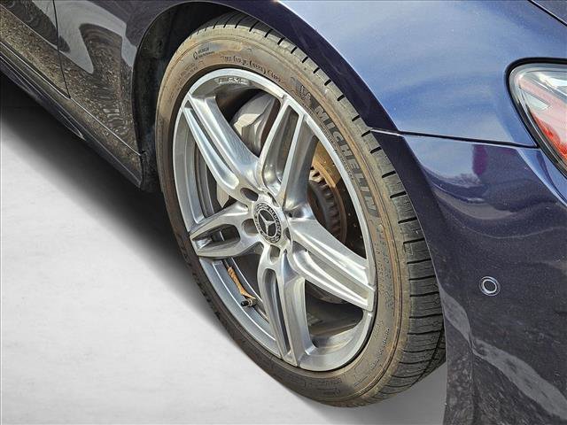 Used 2018 Mercedes-Benz E 400 Coupe image 4