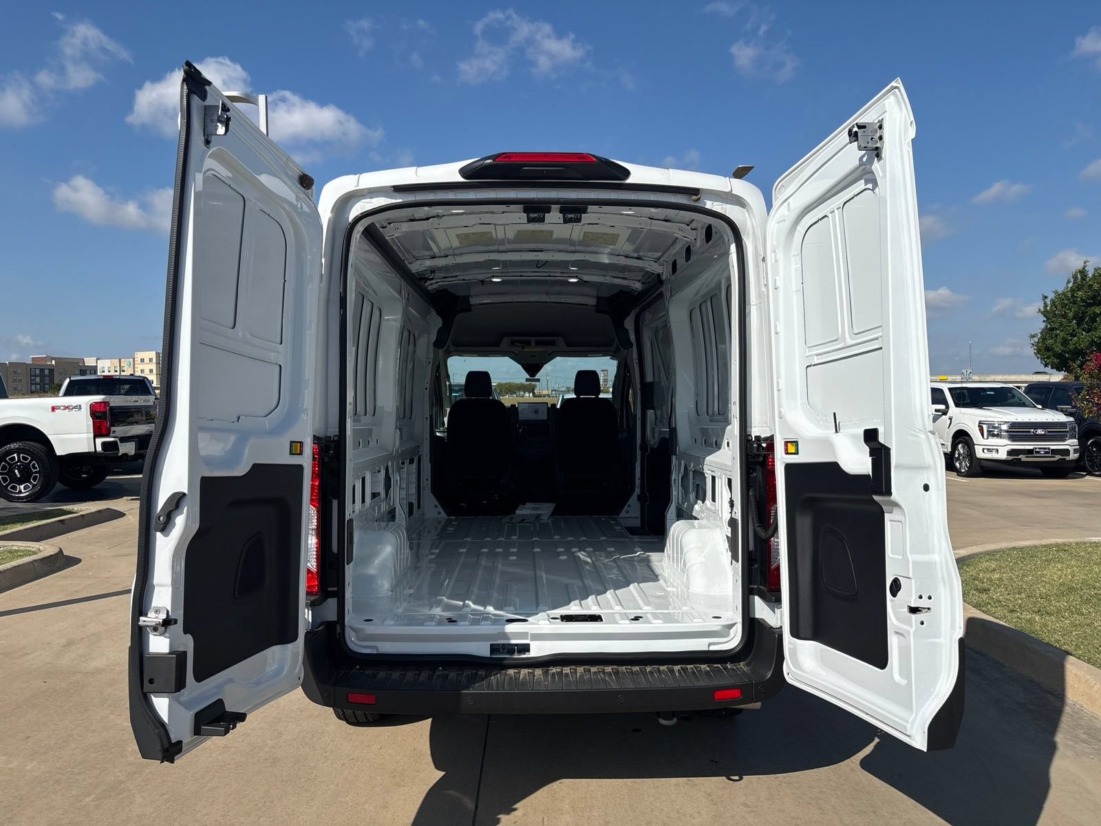 New 2026 Ford Transit 250 148 Medium Roof RWD image 6