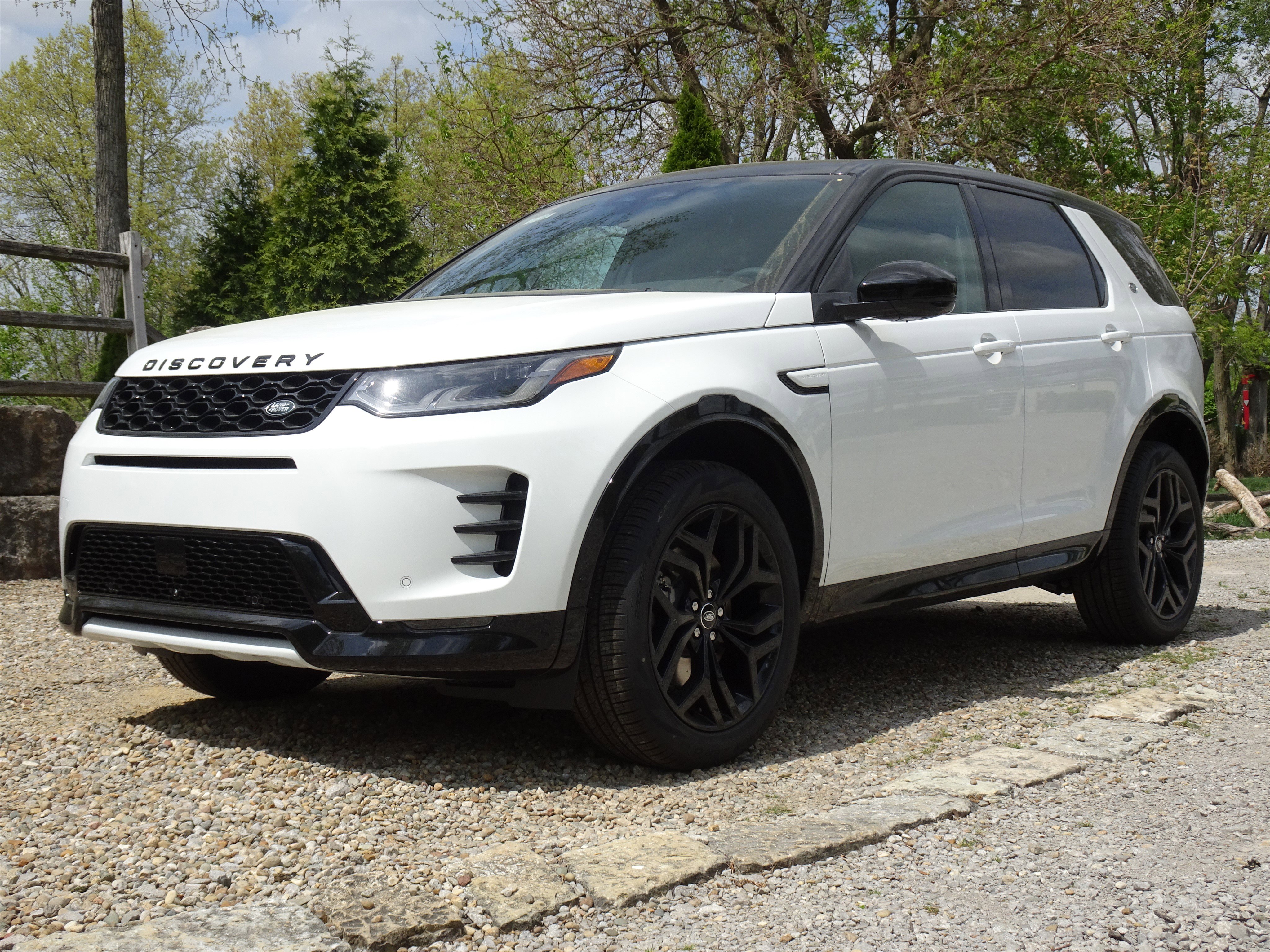 New 2026 Land Rover Discovery Sport Landmark image 7