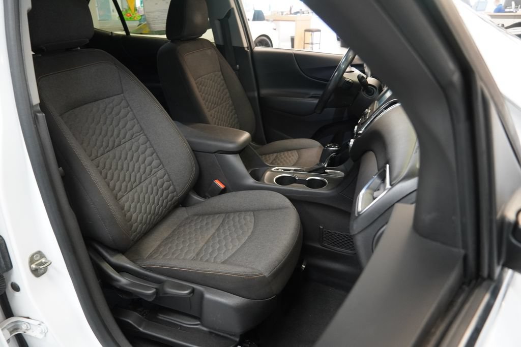 Used 2018 Chevrolet Equinox LT FWD image 33