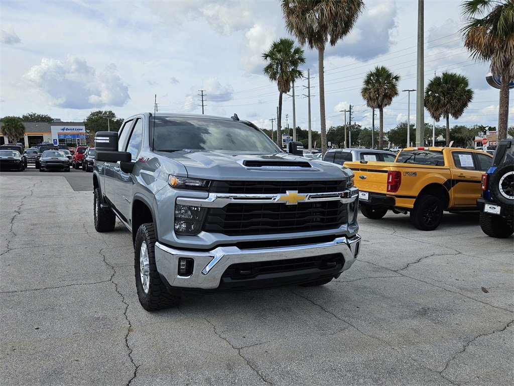 Used 2024 Chevrolet Silverado 2500 LT w/ All Star Edition image 2