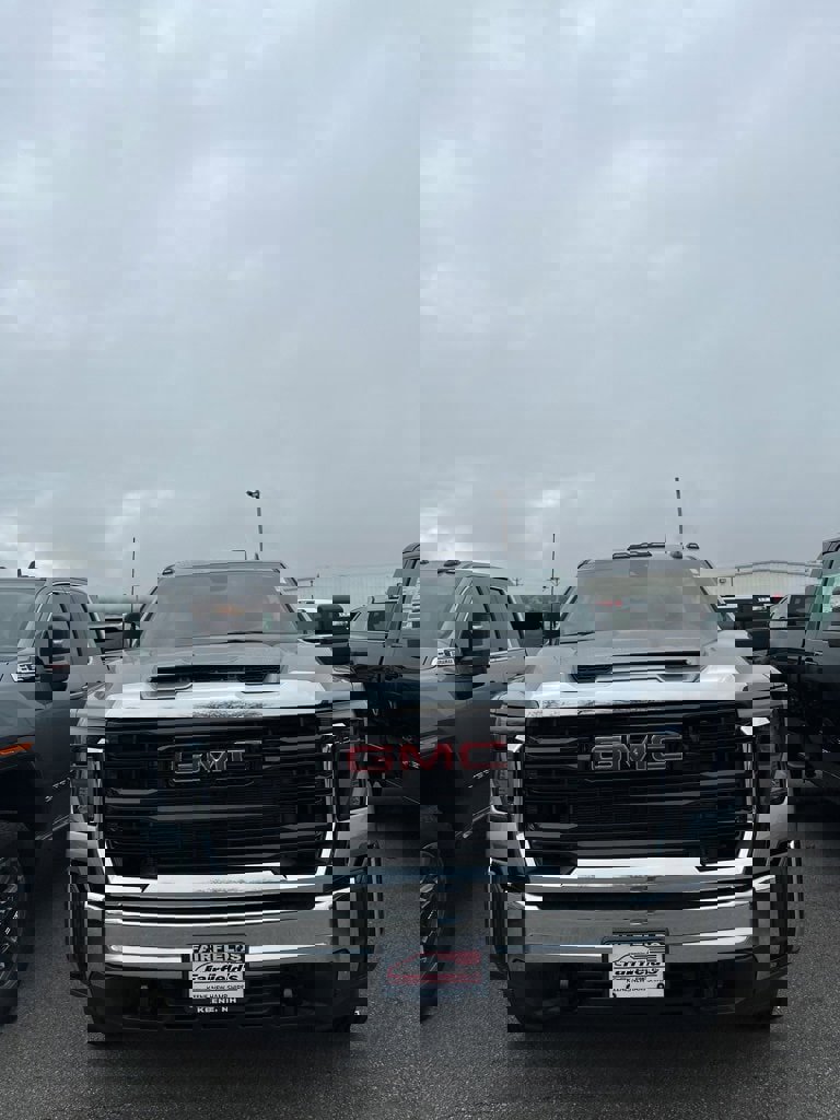 New 2025 GMC Sierra 2500 Pro w/ Convenience Package