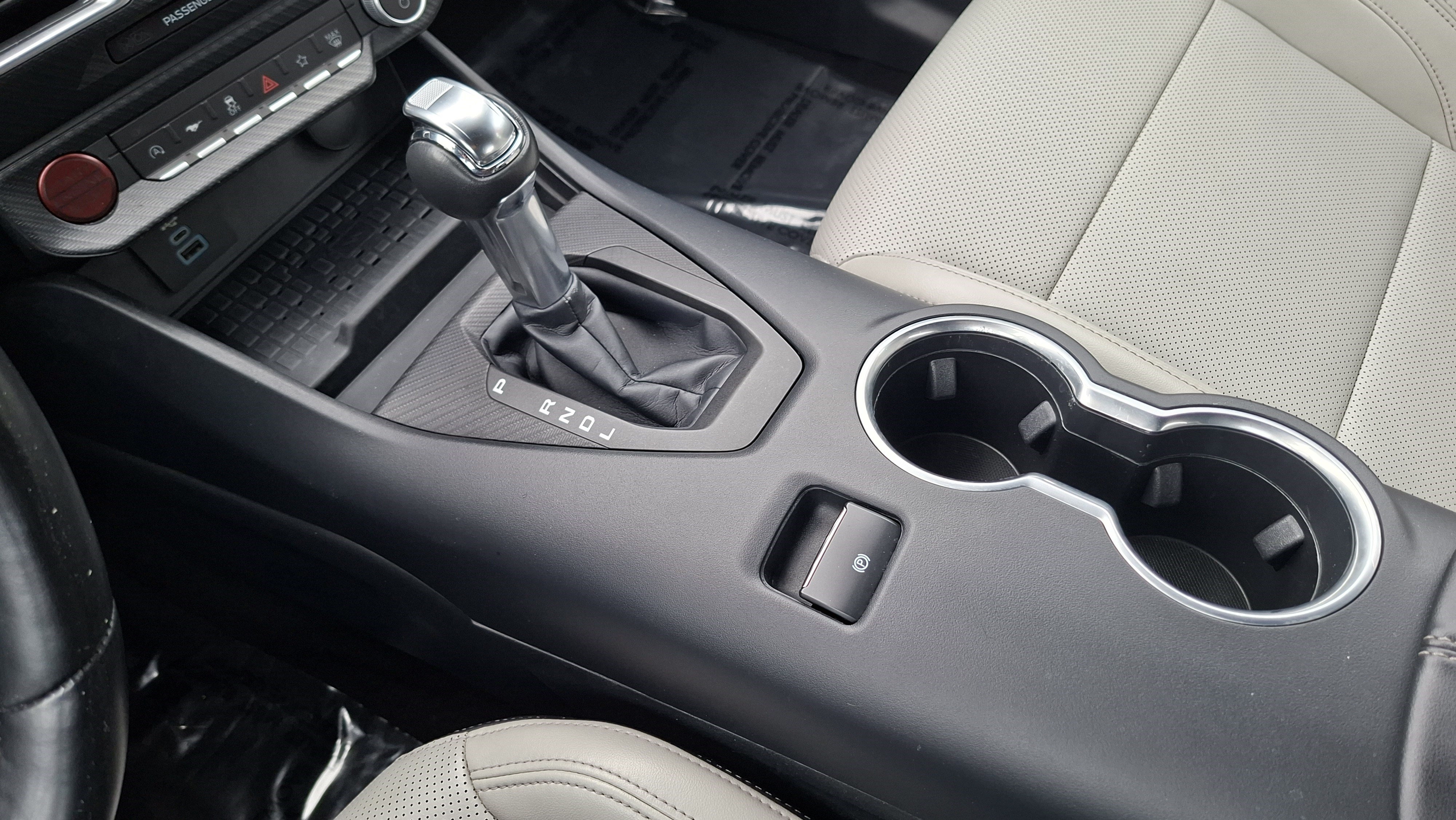 Used 2024 Ford Mustang Premium RWD image 16
