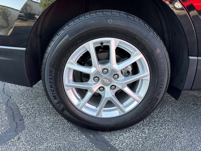 Used 2024 Chevrolet Equinox LT w/ LPO, Floor Liner Package FWD image 10