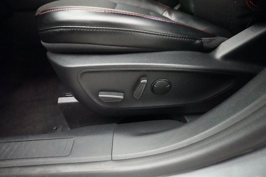 Used 2025 Ford Escape ST-Line image 28