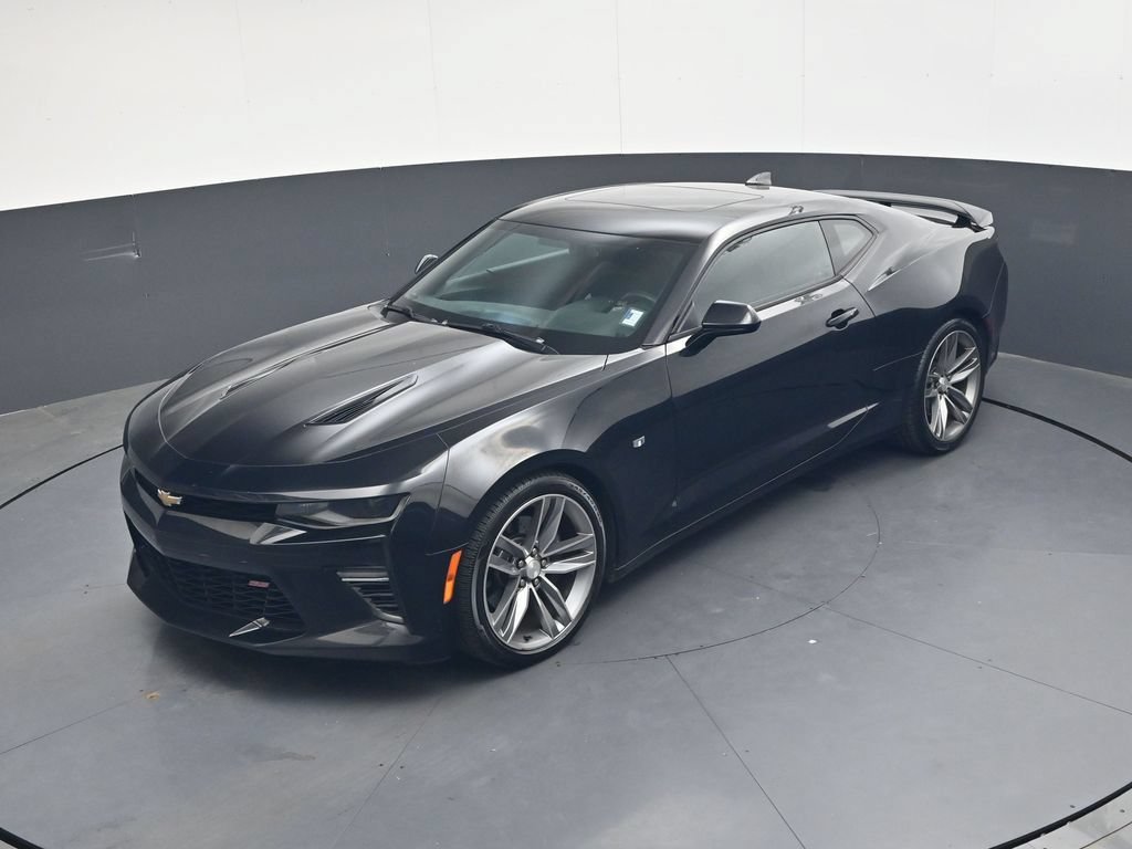 Used 2017 Chevrolet Camaro SS RWD image 28