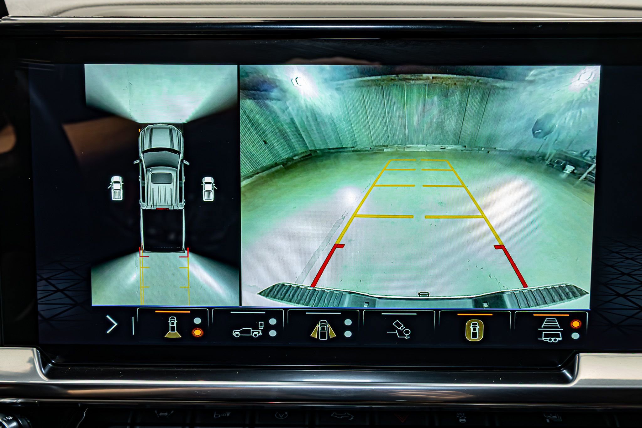 Used 2025 GMC Sierra 1500 Elevation w/ Preferred Package image 22