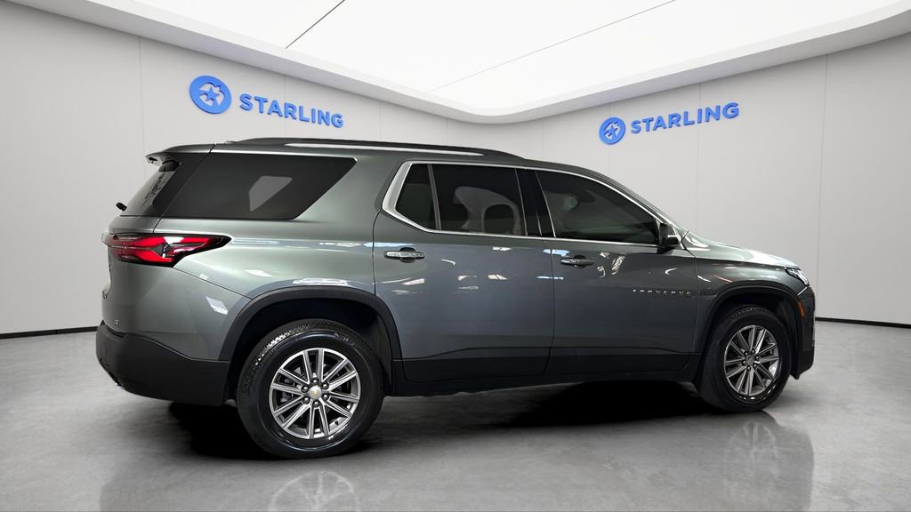 Used 2023 Chevrolet Traverse LT image 13