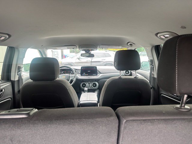Used 2025 Chevrolet Blazer LT FWD image 12