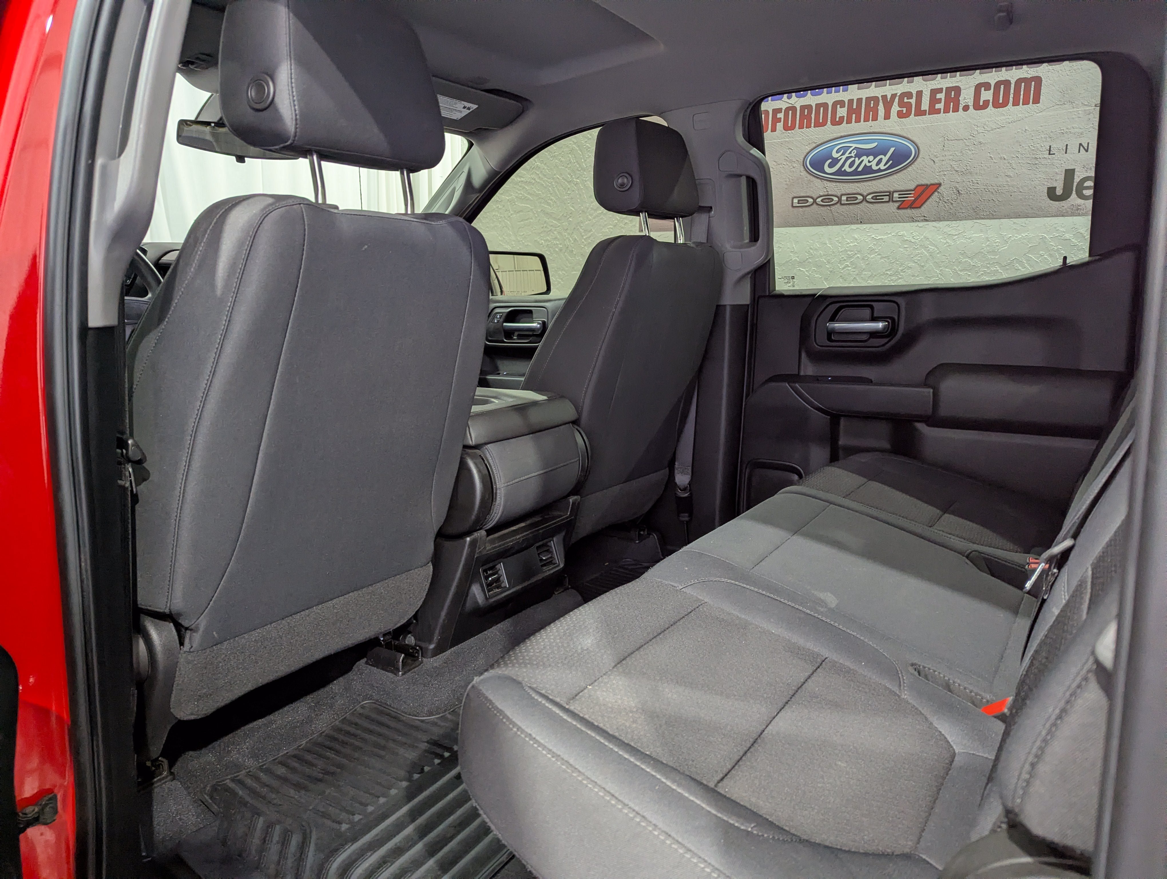 Used 2019 Chevrolet Silverado 1500 Custom Trail Boss w/ Custom Convenience Package AWD/4WD image 12