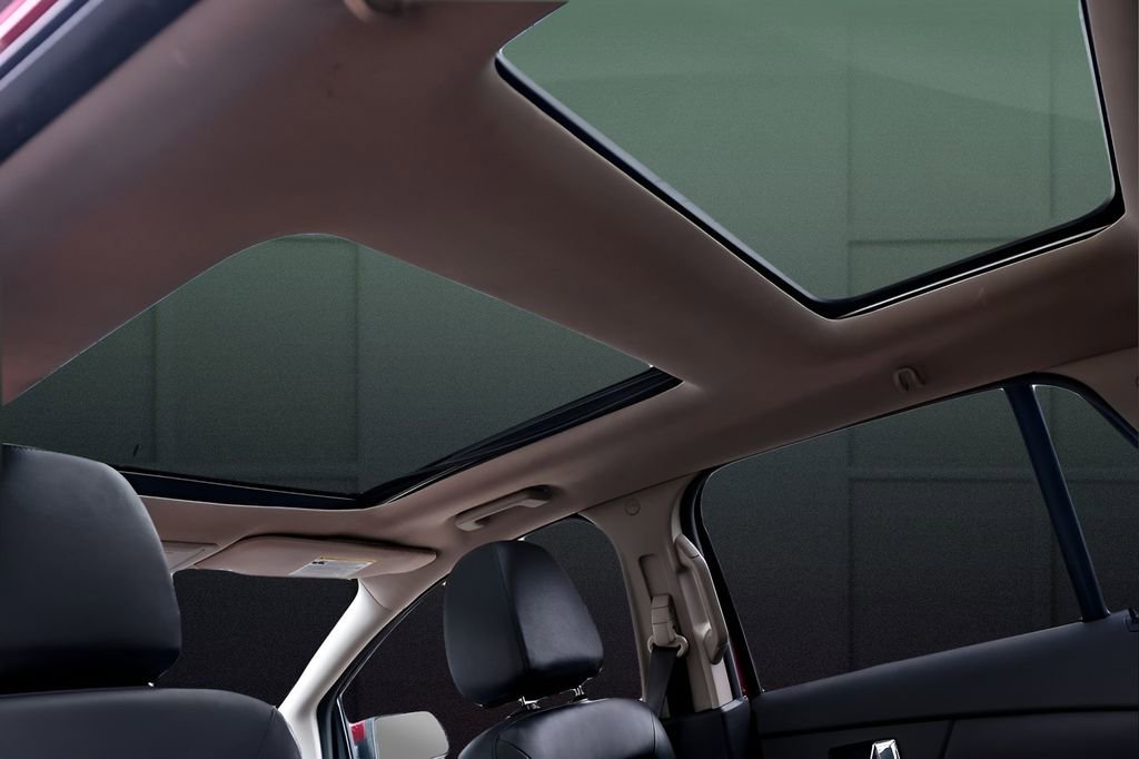 Used 2013 Ford Edge Limited image 31