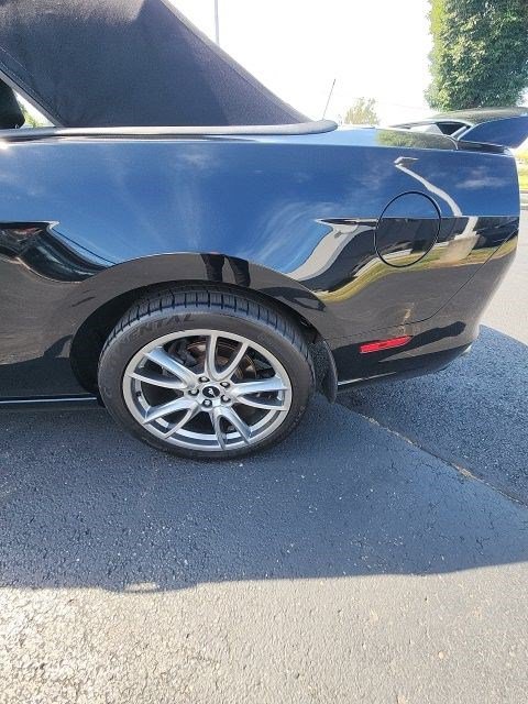 Used 2014 Ford Mustang GT Premium w/ Electronics Package RWD image 16