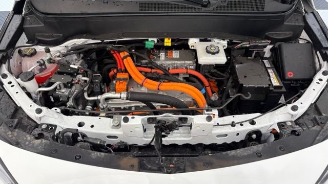 New 2027 Chevrolet Bolt RS FWD image 8
