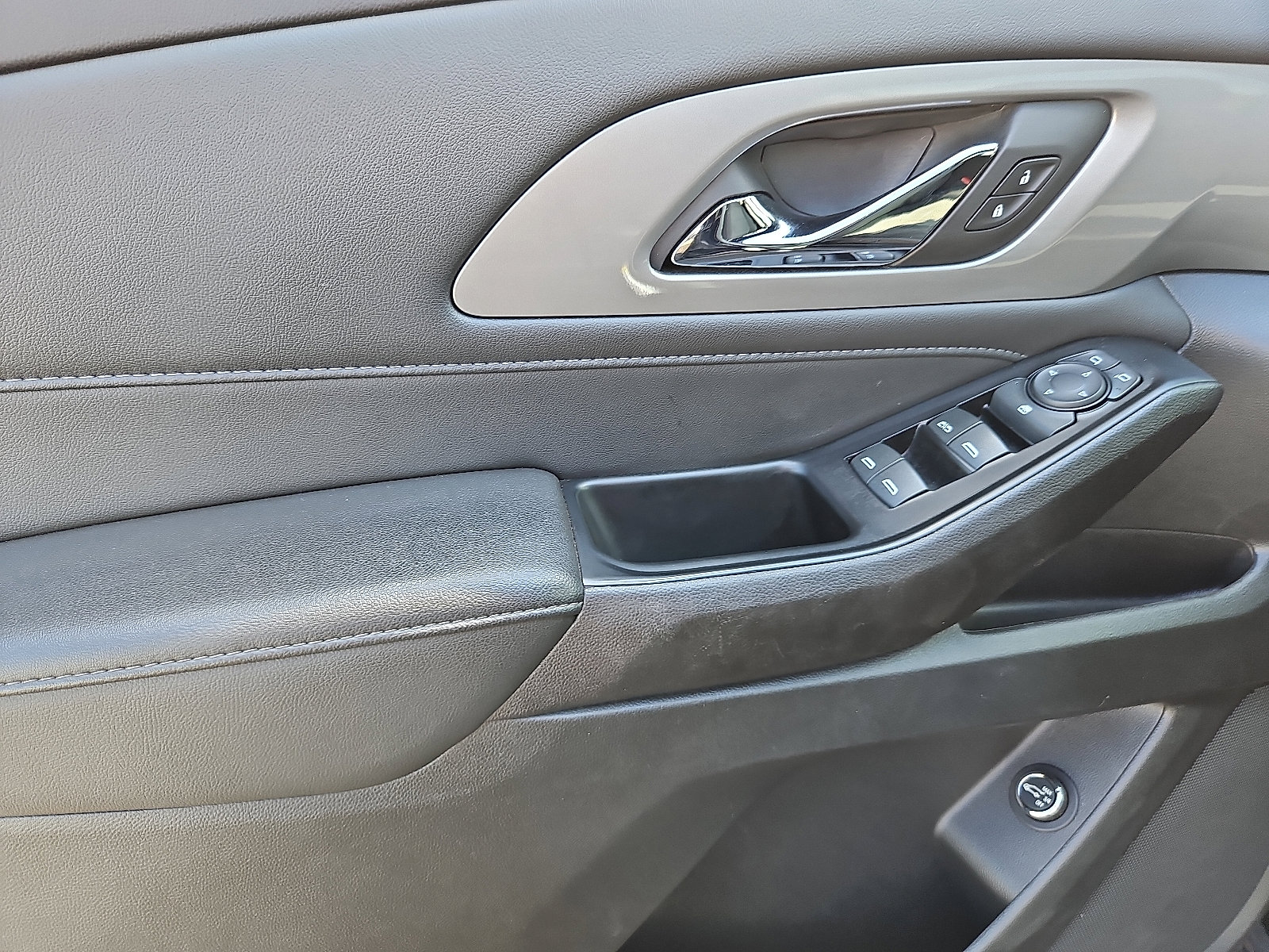 Certified 2023 Chevrolet Traverse LT image 12