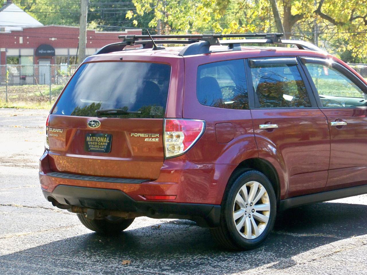 Used 2013 Subaru Forester 2.5X Premium w/ Popular Pkg 3 AWD/4WD image 18