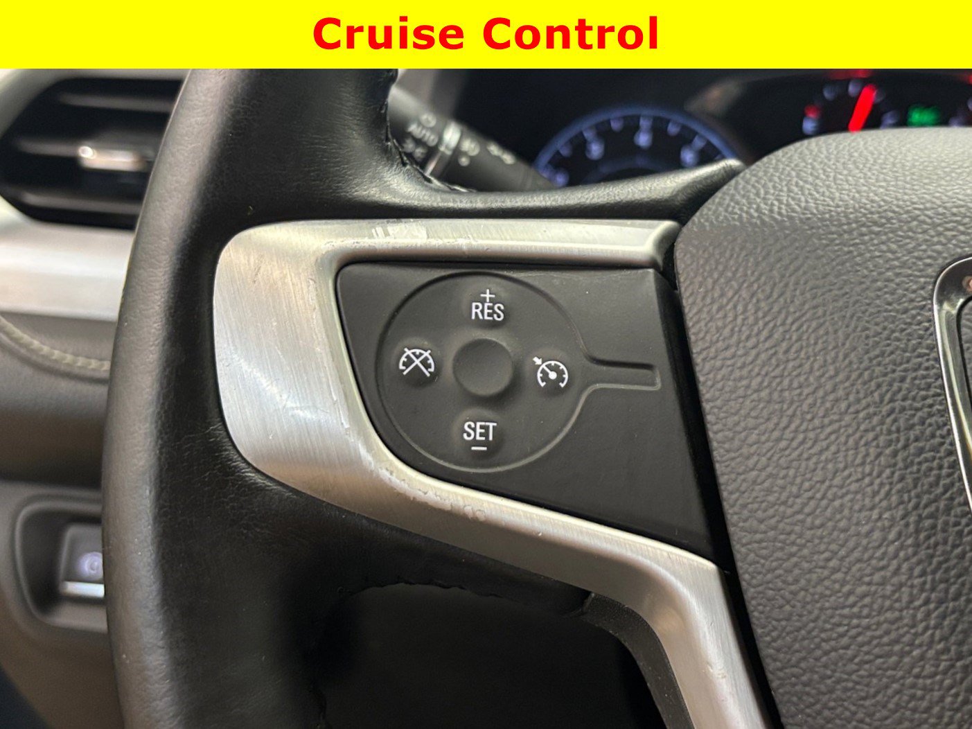 Used 2019 GMC Acadia SLT FWD image 30