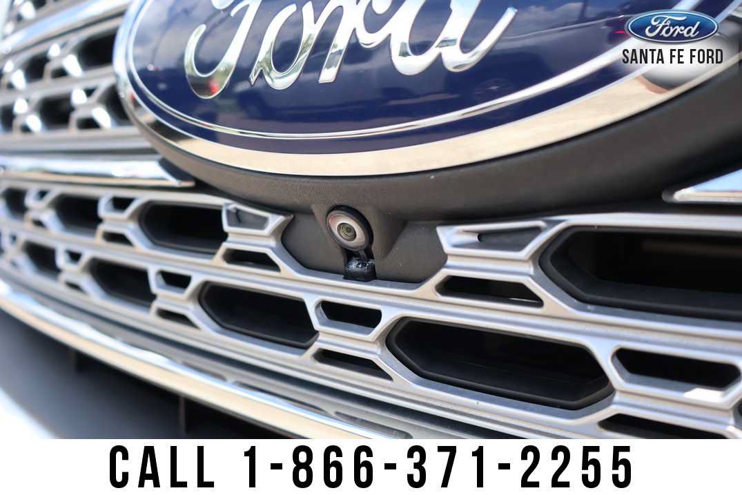 Used 2020 Ford Explorer Limited w/ Class III Trailer Tow Package RWD image 11