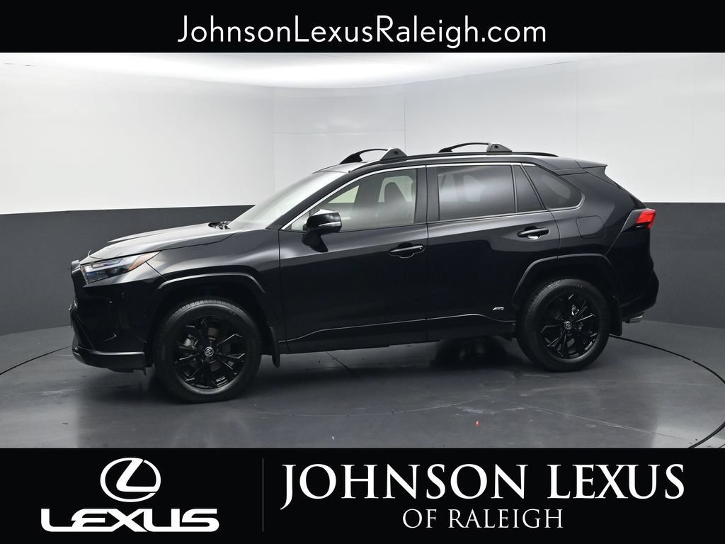 Used 2023 Toyota RAV4 SE w/ Convenience Package AWD/4WD image 2