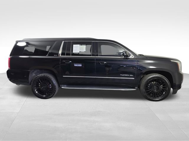 Used 2017 GMC Yukon XL SLT w/ Premium Edition AWD/4WD image 8