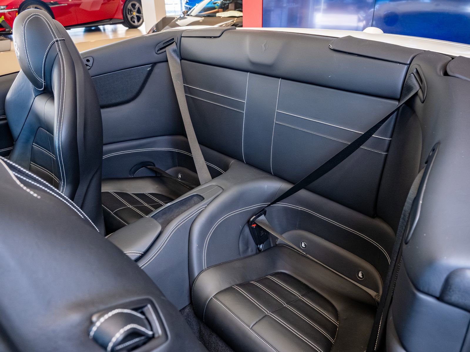 Certified 2016 Ferrari California T RWD image 22