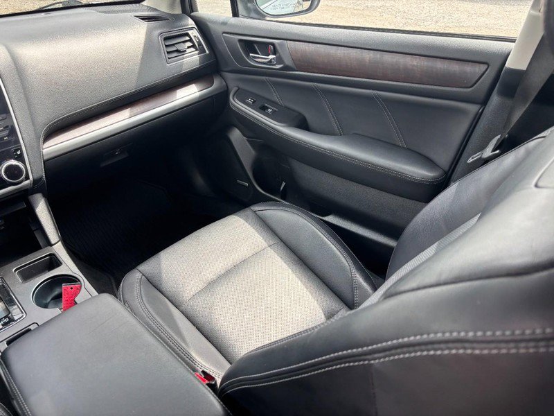 Used 2018 Subaru Outback 2.5i Limited image 15