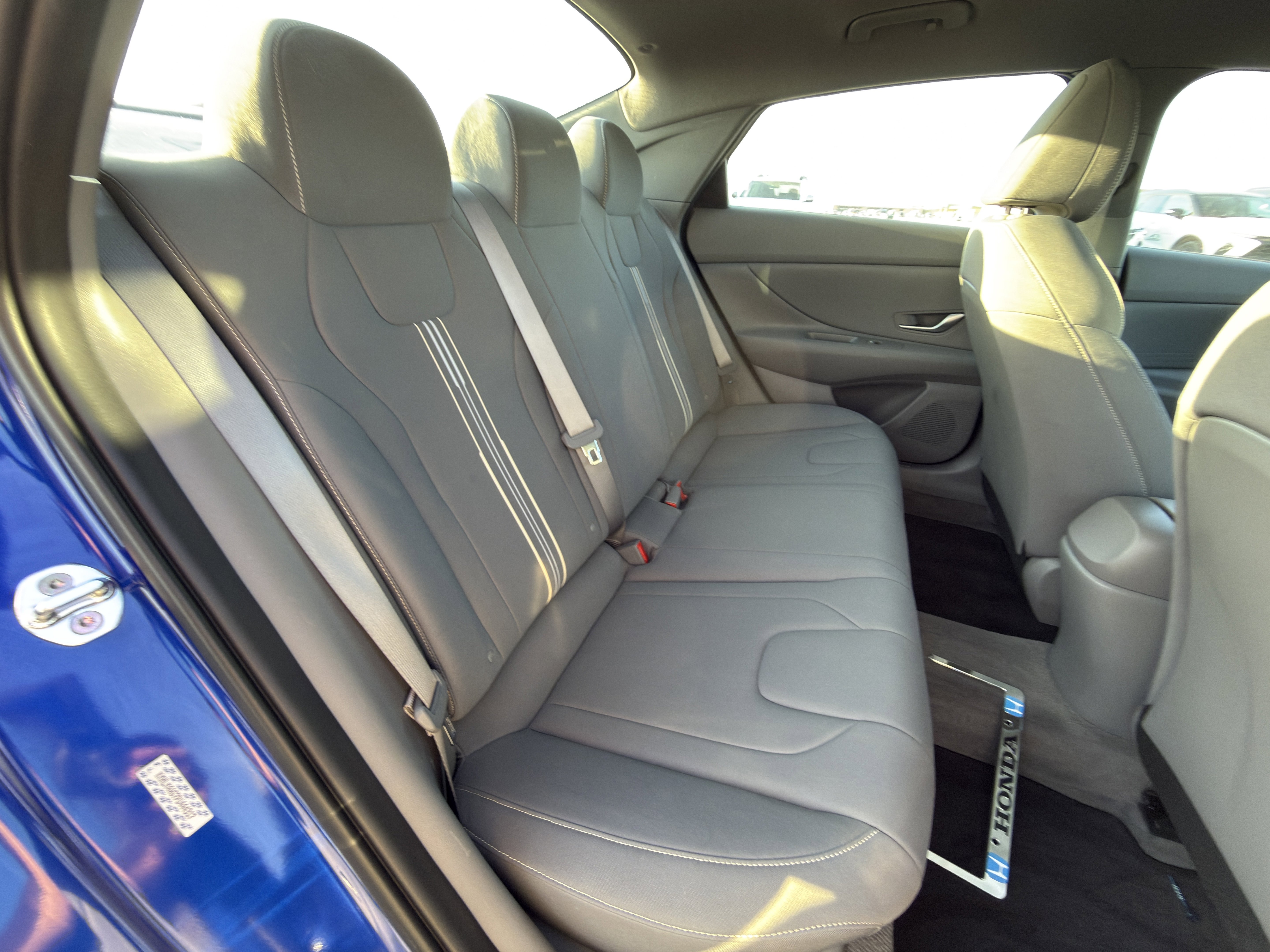 Used 2023 Hyundai Elantra SEL image 12