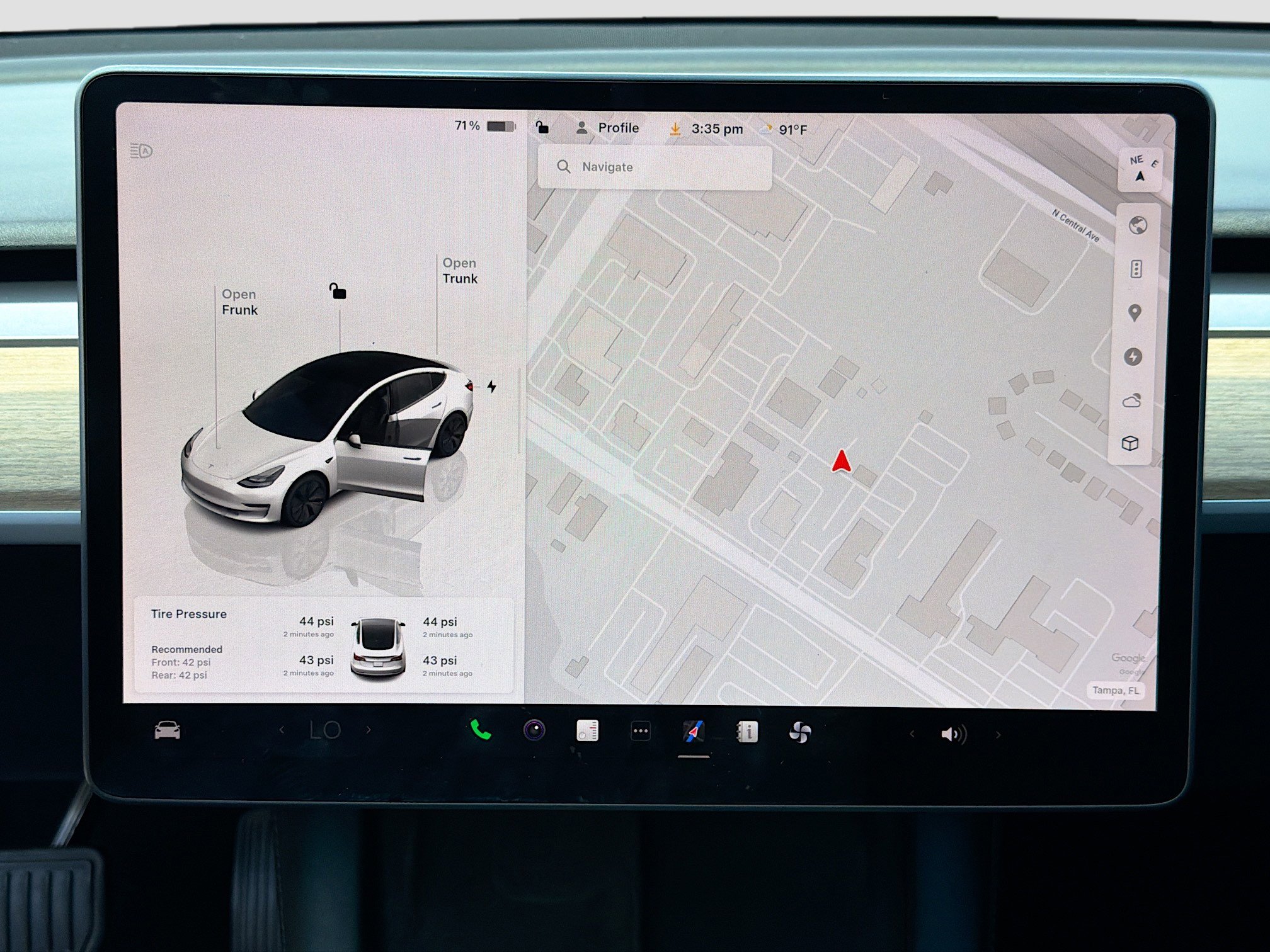 Used 2023 Tesla Model 3 Standard Range image 30