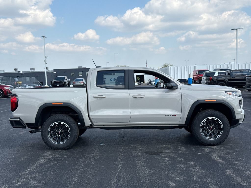 New 2026 GMC Canyon AT4 AWD/4WD image 11