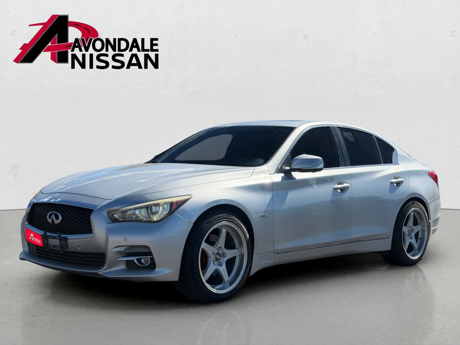 Used 2017 INFINITI Q50 Premium w/ 2.0T Premium Plus Package RWD image 2