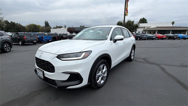 Used 2025 Honda HR-V LX