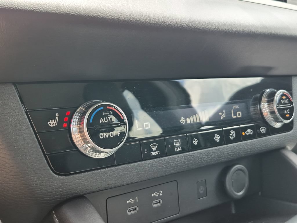 Used 2025 Mitsubishi Outlander SE AWD/4WD image 27