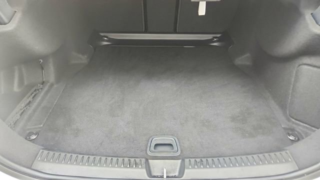 Used 2024 Mercedes-Benz E 450 4MATIC Sedan w/ Airmatic Package image 15