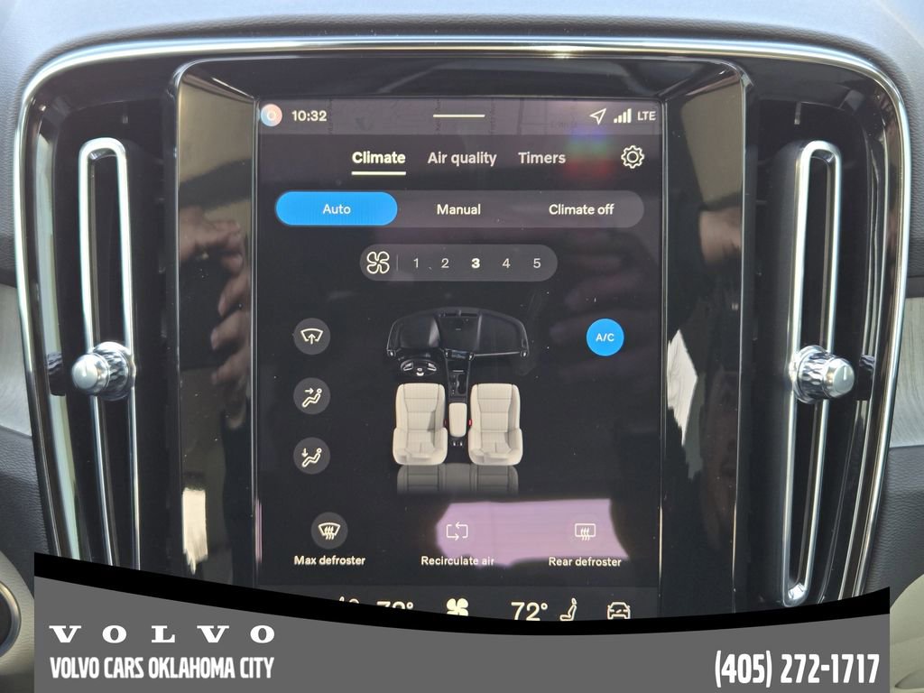 Certified 2026 Volvo XC40 B5 Plus w/ Climate Package image 18