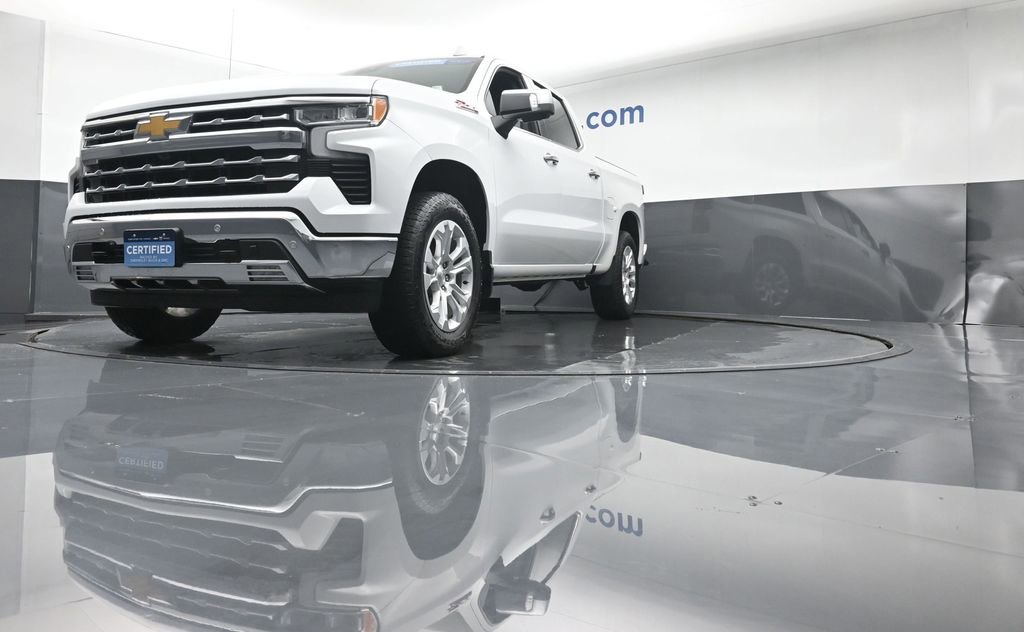 Used 2023 Chevrolet Silverado 1500 LTZ w/ LTZ Premium Package image 6