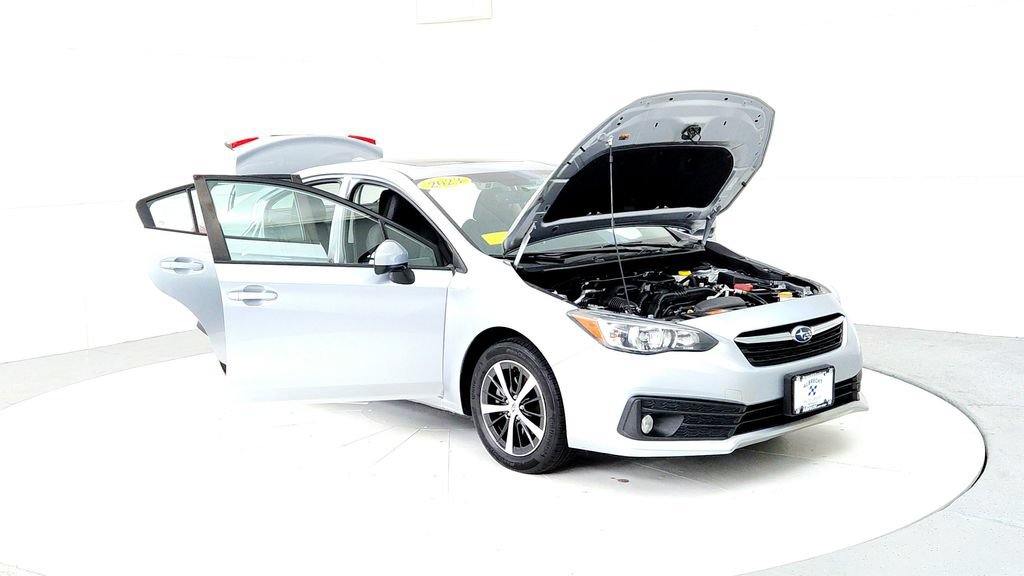 Used 2023 Subaru Impreza 2.0i Premium AWD/4WD image 12