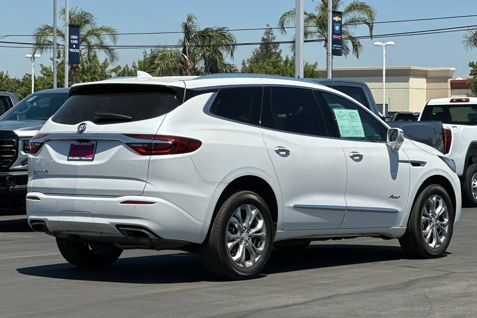 Used 2020 Buick Enclave Avenir w/ Avenir Technology Package AWD/4WD image 4