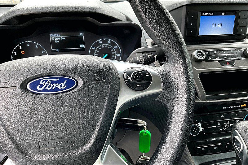 Used 2022 Ford Transit Connect XL image 17