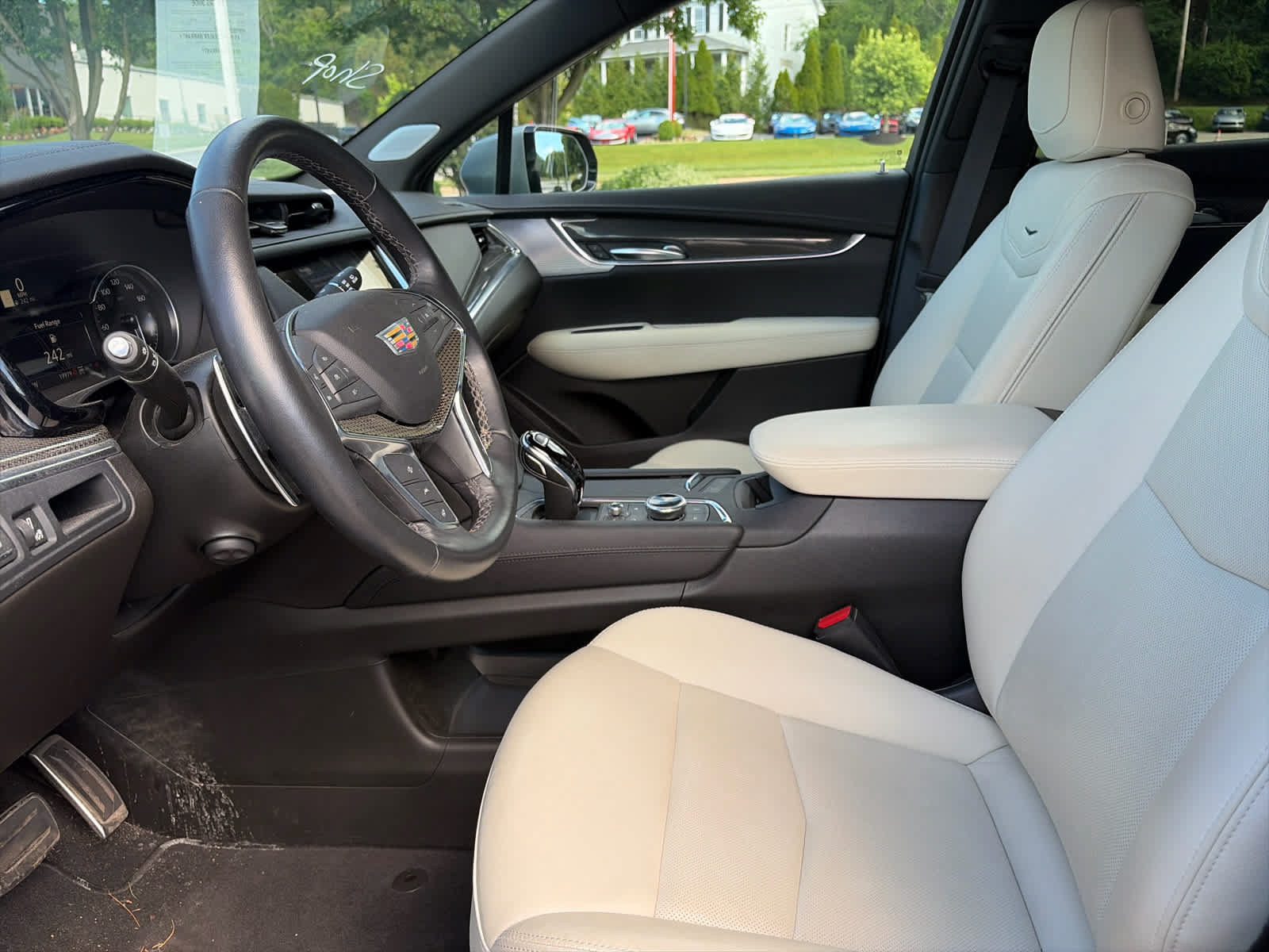 Used 2023 Cadillac XT5 Sportv AWD/4WD image 10