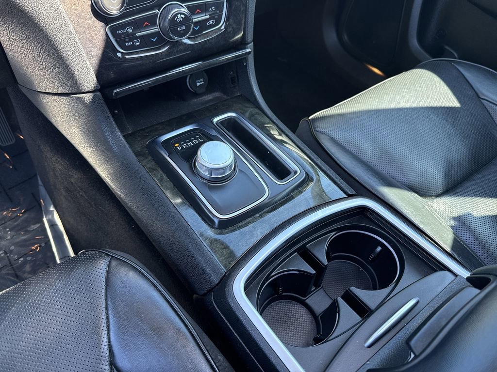 Used 2022 Chrysler 300 Touring L w/ Popular Equipment Group image 40