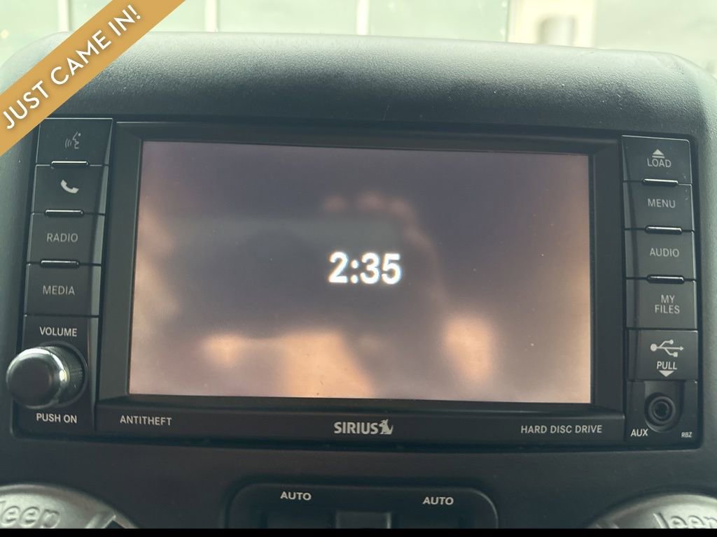 Used 2016 Jeep Wrangler Sport w/ Dual Top Group AWD/4WD image 10