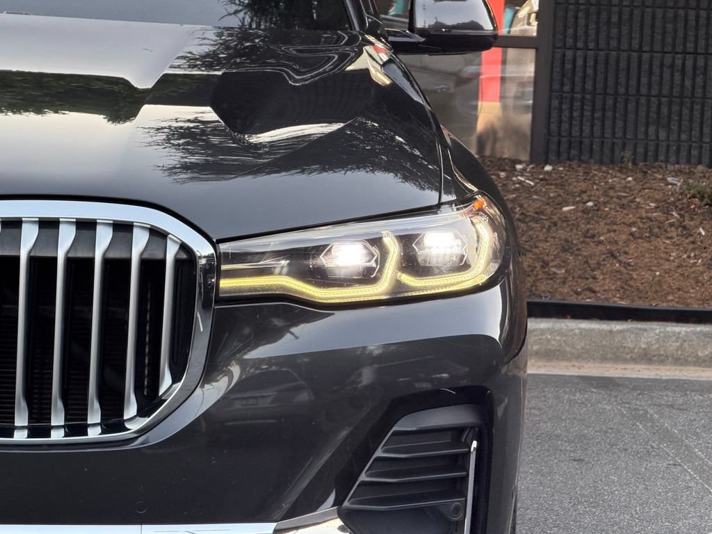 Used 2022 BMW X7 xDrive40i w/ Premium Package AWD/4WD image 5