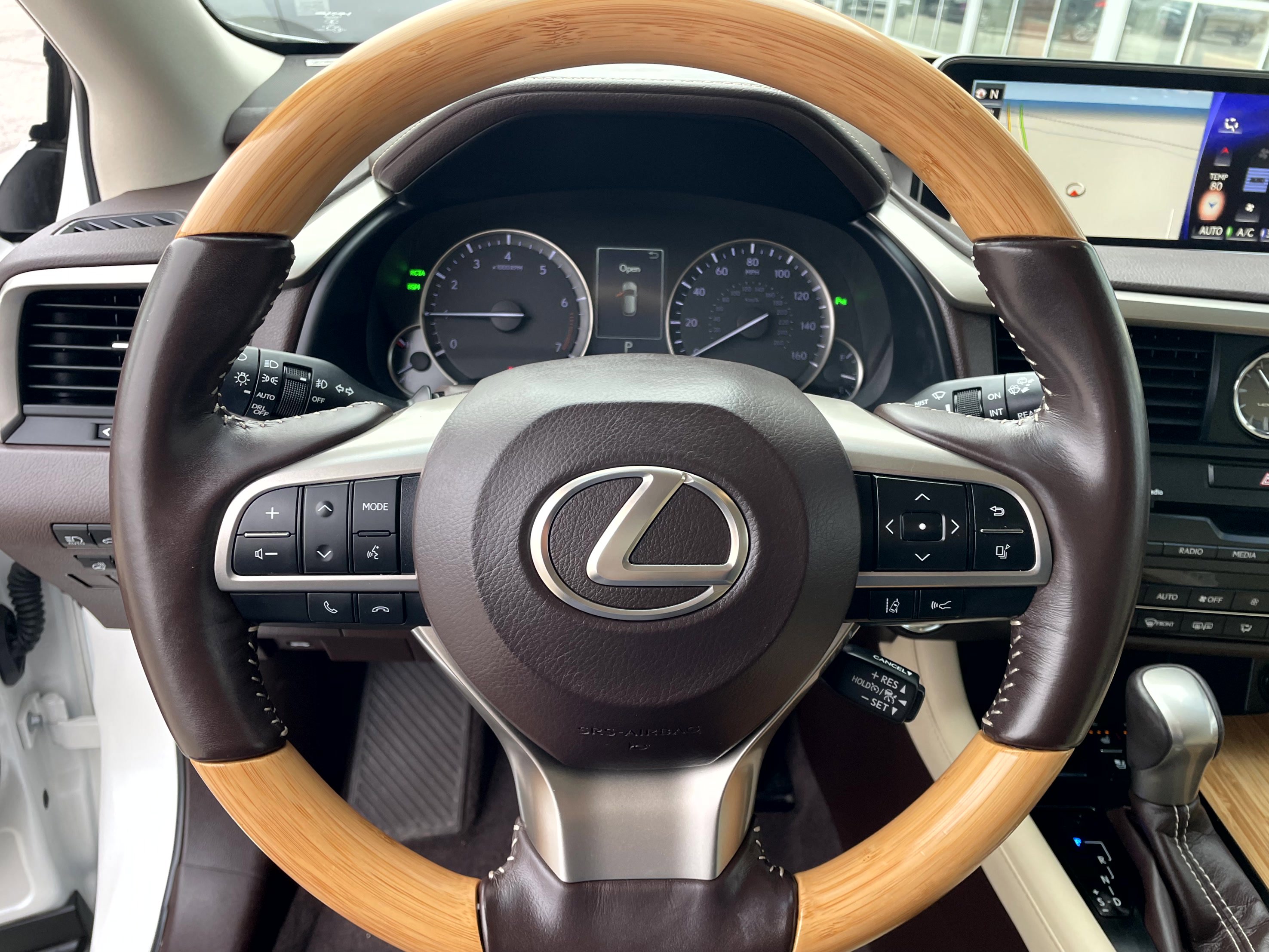 Used 2019 Lexus RX 350L Luxury image 12